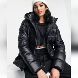 Two by  Vince Camuto puffer, size M